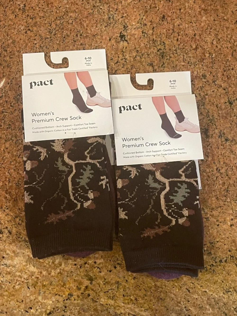 NEW! Pact Autumn Acorns  Premium Crew Socks Two Pair NWT!